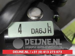 Mazda CX-3 Sicherheitsgurt Schließe links hinten O668083 foto 3