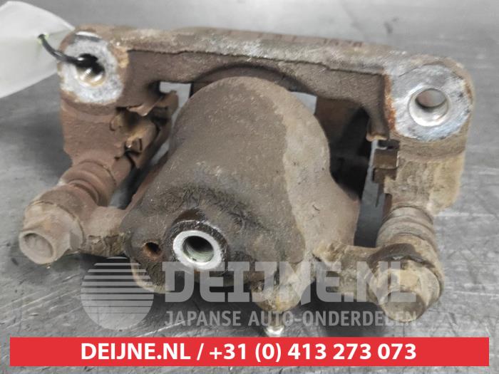 Nissan Qashqai Remklauw (Tang) rechts-achter O668102