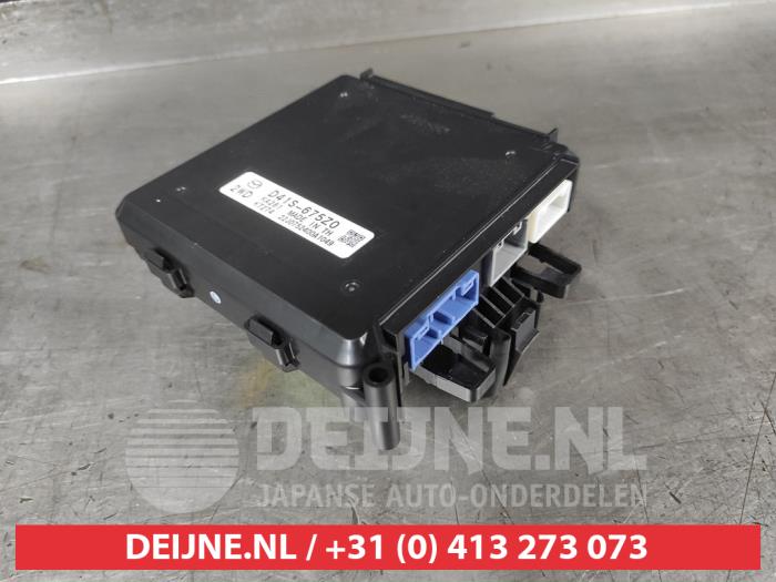 Gebruikte Computer Body Control Mazda MX-30 e-SkyActiv 145 Prijs € 125,00 Margeregeling aangeboden door V.Deijne Jap.Auto-onderdelen BV