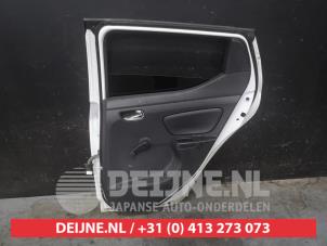 Nissan Micra Portier 4Deurs rechts-achter O668207 foto 2