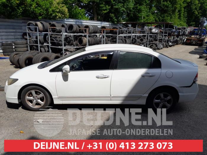 Honda Civic IMA Türscheibe 4-türig links hinten O668251