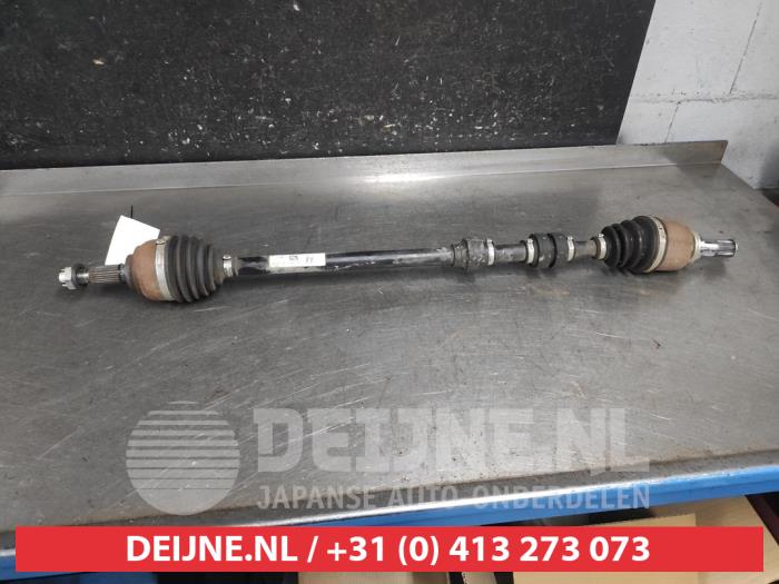 Nissan Micra Aandrijfas rechts-voor O668313