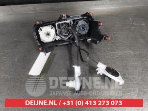 Toyota Yaris Heater control panel O668341 photo 2