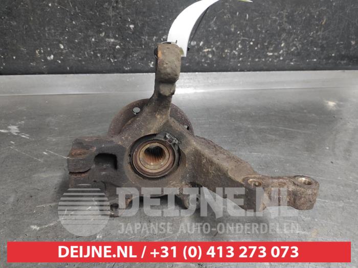 Nissan Note Fusee links-voor O668381