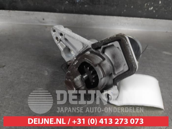 Gebruikte Startmotor Nissan Micra (K14) 0.9 IG-T 12V Prijs € 30,00 Margeregeling aangeboden door V.Deijne Jap.Auto-onderdelen BV