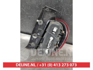 Nissan Micra Taillight, left O668412 photo 2