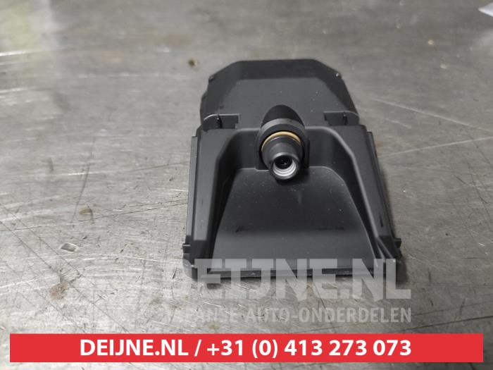 Nissan Micra Camera voorzijde O668452