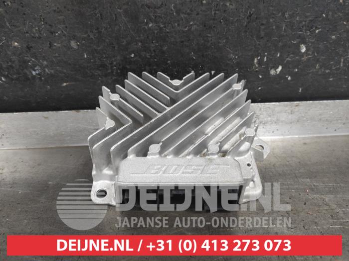 Nissan Micra Radio versterker O668466