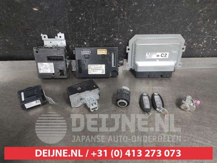 Nissan Micra Slotenset Cilinder (compleet) O668500
