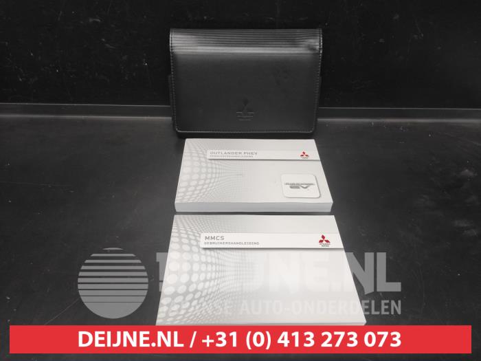 Mitsubishi Outlander Instructie Boekje O668642
