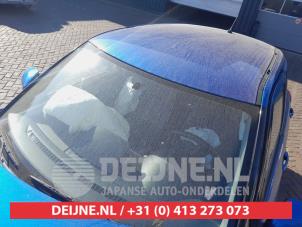Gebruikte Voorruit Suzuki Swift (ZA/ZC/ZD) 1.2 16V Prijs € 75,00 Margeregeling aangeboden door V.Deijne Jap.Auto-onderdelen BV