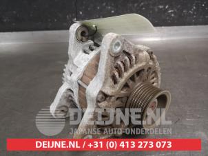 Gebruikte Dynamo Nissan Qashqai (J10) 1.6 16V Prijs € 25,00 Margeregeling aangeboden door V.Deijne Jap.Auto-onderdelen BV