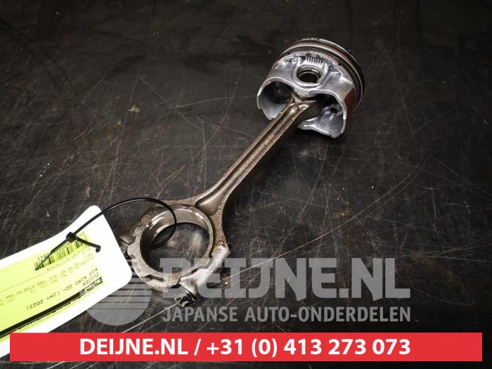 Gebruikte Zuiger Kia Niro II (SG2) 1.6 GDI Hybrid Prijs € 50,00 Margeregeling aangeboden door V.Deijne Jap.Auto-onderdelen BV