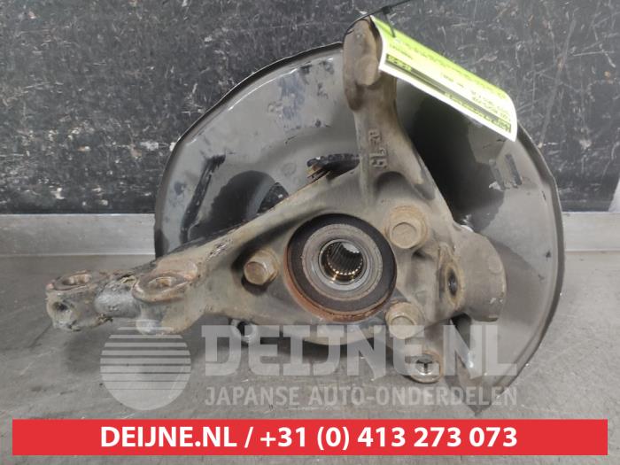 Toyota Yaris Fusee rechts-voor O668924