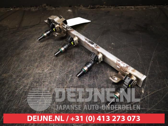 Nissan X-Trail Galerij (Injectie) O668960
