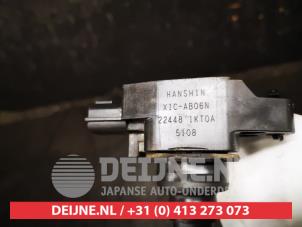 Nissan X-Trail Ignition coil O668989 photo 2