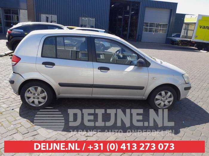 Hyundai Getz Tür 4-türig rechts vorne O669058