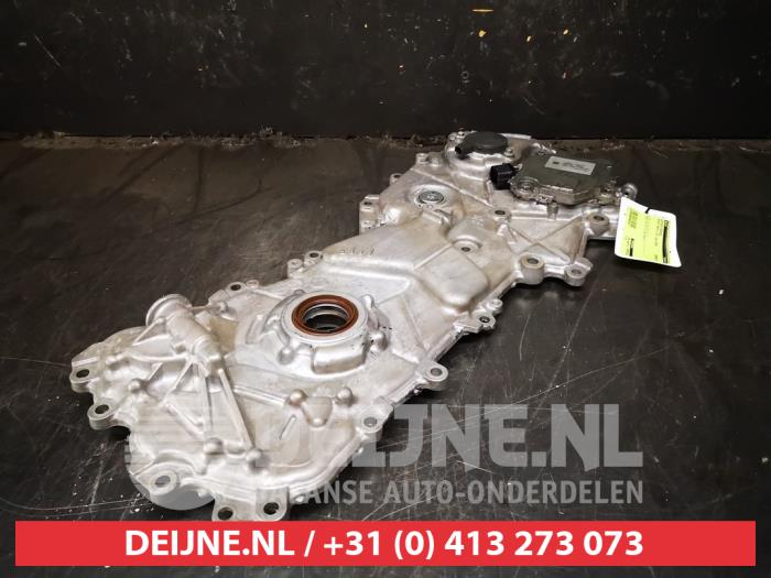 Gebruikte Distributiedeksel Toyota Yaris IV (P21/PA1/PH1) 1.5 12V Hybrid 115 Prijs € 75,00 Margeregeling aangeboden door V.Deijne Jap.Auto-onderdelen BV