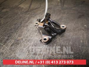 Gebruikte Motorrubber Toyota Yaris IV (P21/PA1/PH1) 1.5 12V Hybrid 115 Prijs € 45,00 Margeregeling aangeboden door V.Deijne Jap.Auto-onderdelen BV