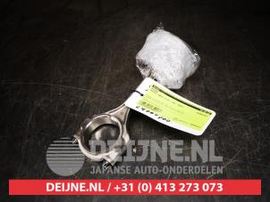 Gebruikte Zuiger Toyota Yaris IV (P21/PA1/PH1) 1.5 12V Hybrid 115 Prijs € 50,00 Margeregeling aangeboden door V.Deijne Jap.Auto-onderdelen BV