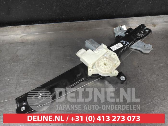 Nissan Qashqai Ruitmechaniek 4Deurs links-voor O669192