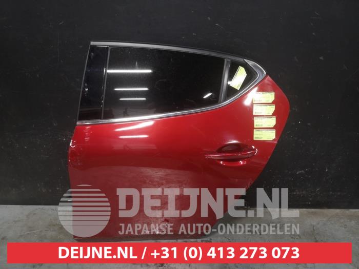Mazda 3 Rear door 4-door, left O669255