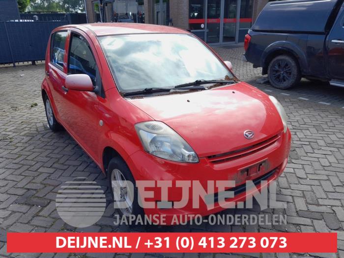 Daihatsu Sirion Headlight, right O669267