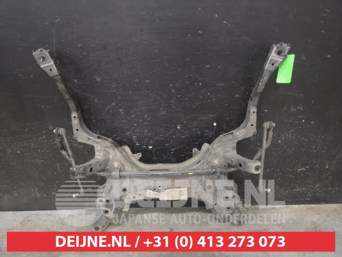 Gebruikte Subframe Toyota Yaris IV (P21/PA1/PH1) 1.5 12V VVT-i Prijs € 350,00 Margeregeling aangeboden door V.Deijne Jap.Auto-onderdelen BV