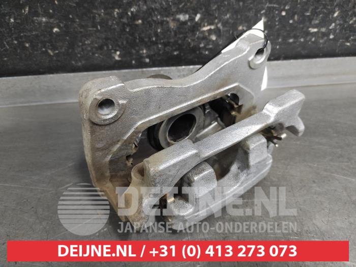 Mazda MX-30 Remklauw (Tang) rechts-voor O669439