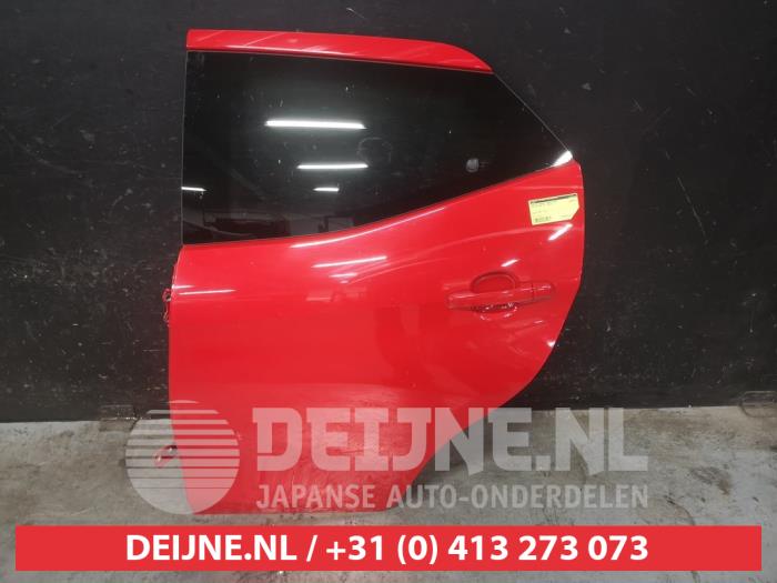 Toyota Aygo Portier 4Deurs links-achter O669481