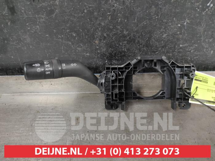 Mazda 3 Light switch O669541