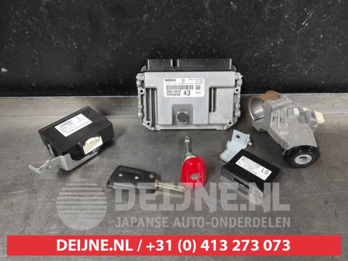 Toyota Aygo Kontaktslot+Sleutel O669587