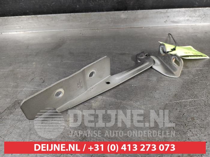 Mitsubishi Colt Motorhaube Scharnier O669665
