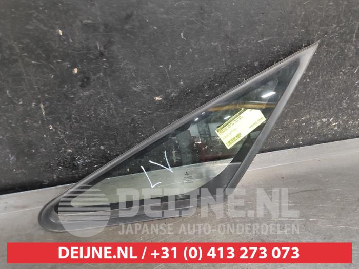 Mitsubishi Colt Zusätzliches Fenster 4-türig links vorne O669689