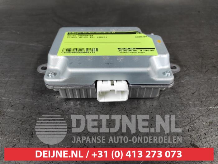 Toyota Hilux DC/DC converter O669772