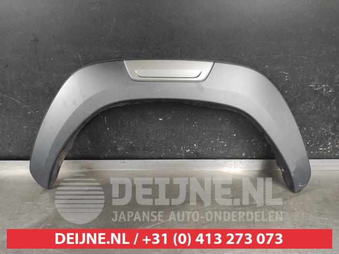 Toyota Hilux Spatbord Lijst O669779