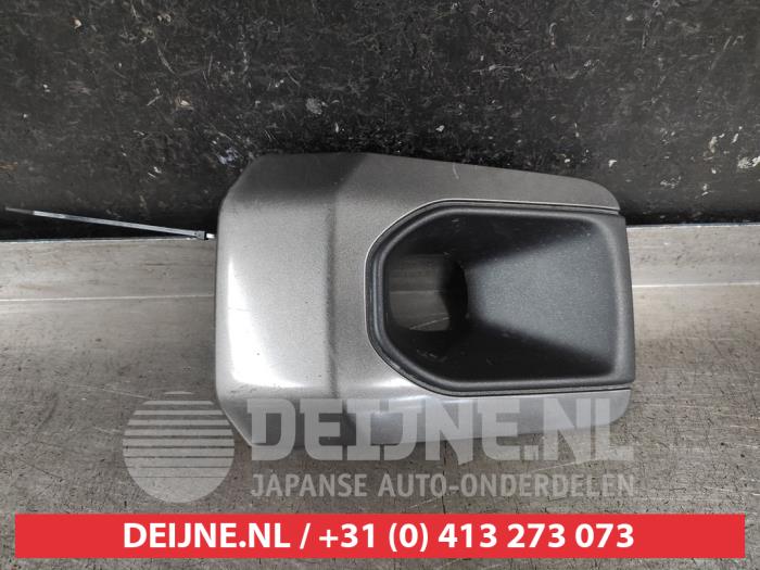Toyota Hilux Bumper Rooster O669783