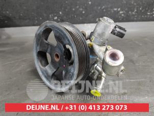 Gebruikte Pomp Servo Toyota Hilux V/VI 2.8 D4D-F 16V 4x4 Prijs € 150,00 Margeregeling aangeboden door V.Deijne Jap.Auto-onderdelen BV