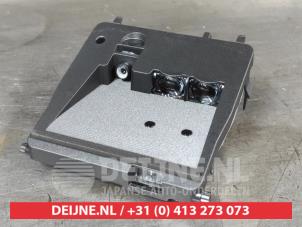 Gebruikte Camera voorzijde Toyota Yaris III (P13) 1.5 16V Dual VVT-iE Prijs € 75,00 Margeregeling aangeboden door V.Deijne Jap.Auto-onderdelen BV