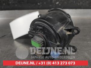 Toyota Prius Plus Nebelscheinwerfer rechts vorne O670003 foto 2