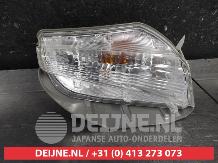 Toyota Prius Plus Richtingaanwijzer rechts O670019