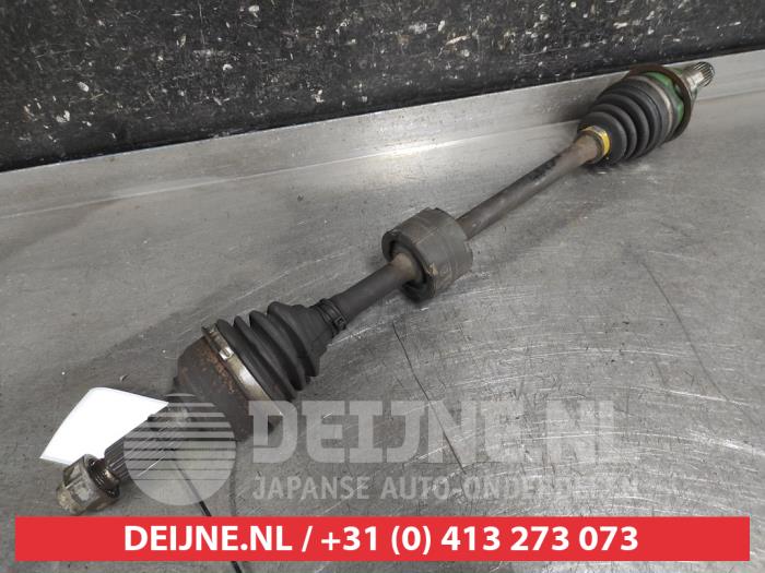 Daihatsu Sirion Front drive shaft, left O670024