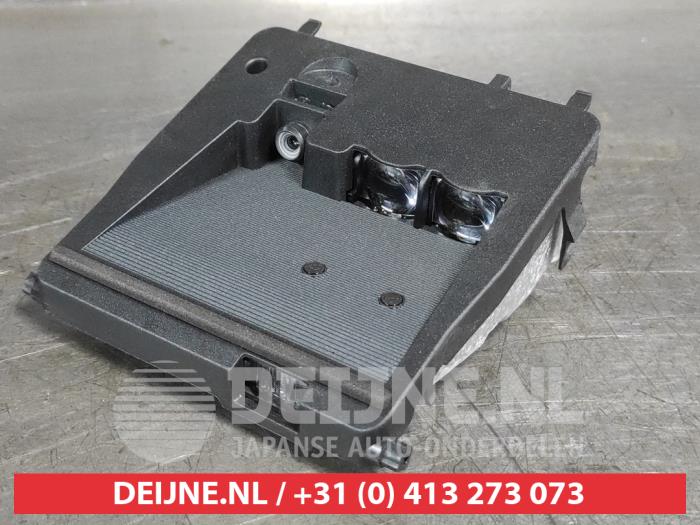 Toyota Yaris Kamera Vorderseite O670058
