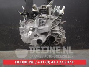 Suzuki Swift Versnellingsbak O670222 foto 2