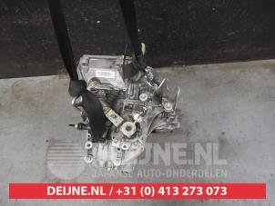 Suzuki Swift Versnellingsbak O670222 foto 3
