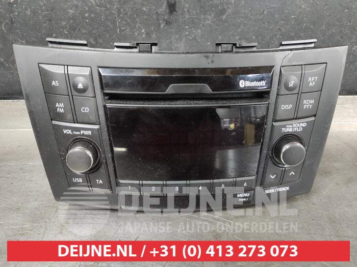 Suzuki Swift Radio O670239