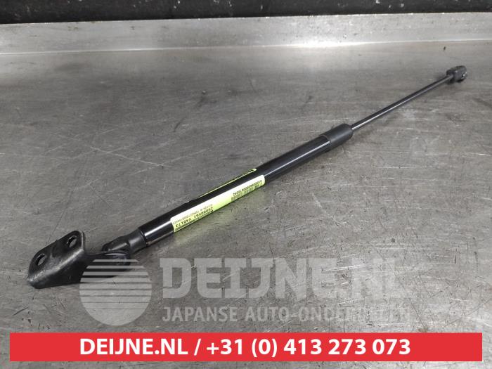 Suzuki Swift Gasdemper rechts-achter O670242