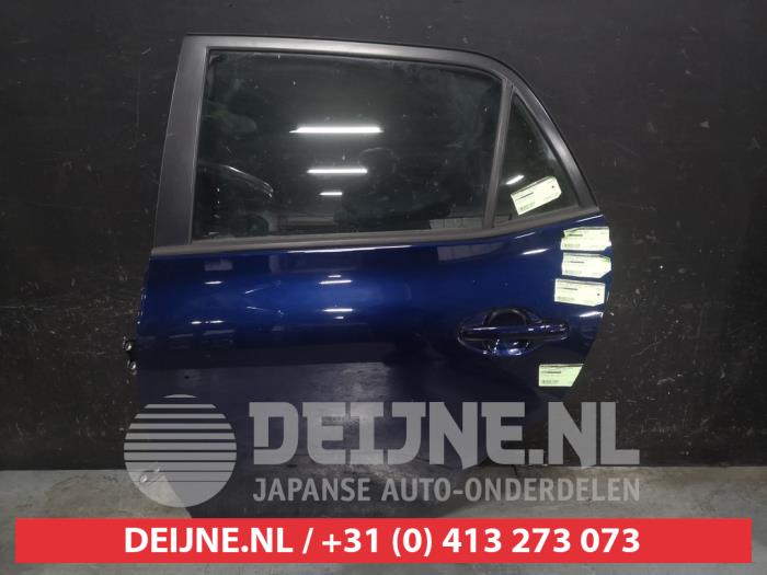 Toyota Auris Rear door 4-door, left O670409