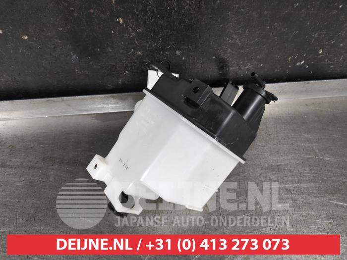 Mazda CX-30 Expansion vessel O670438