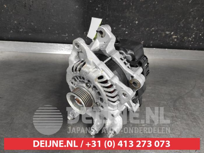 Gebruikte Dynamo Mazda CX-30 (DM) 2.0 e-SkyActiv-G 122 16V Prijs € 250,00 Margeregeling aangeboden door V.Deijne Jap.Auto-onderdelen BV